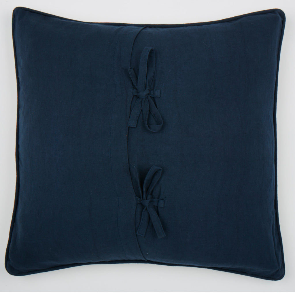 Ludlow navy 22x22, cushion