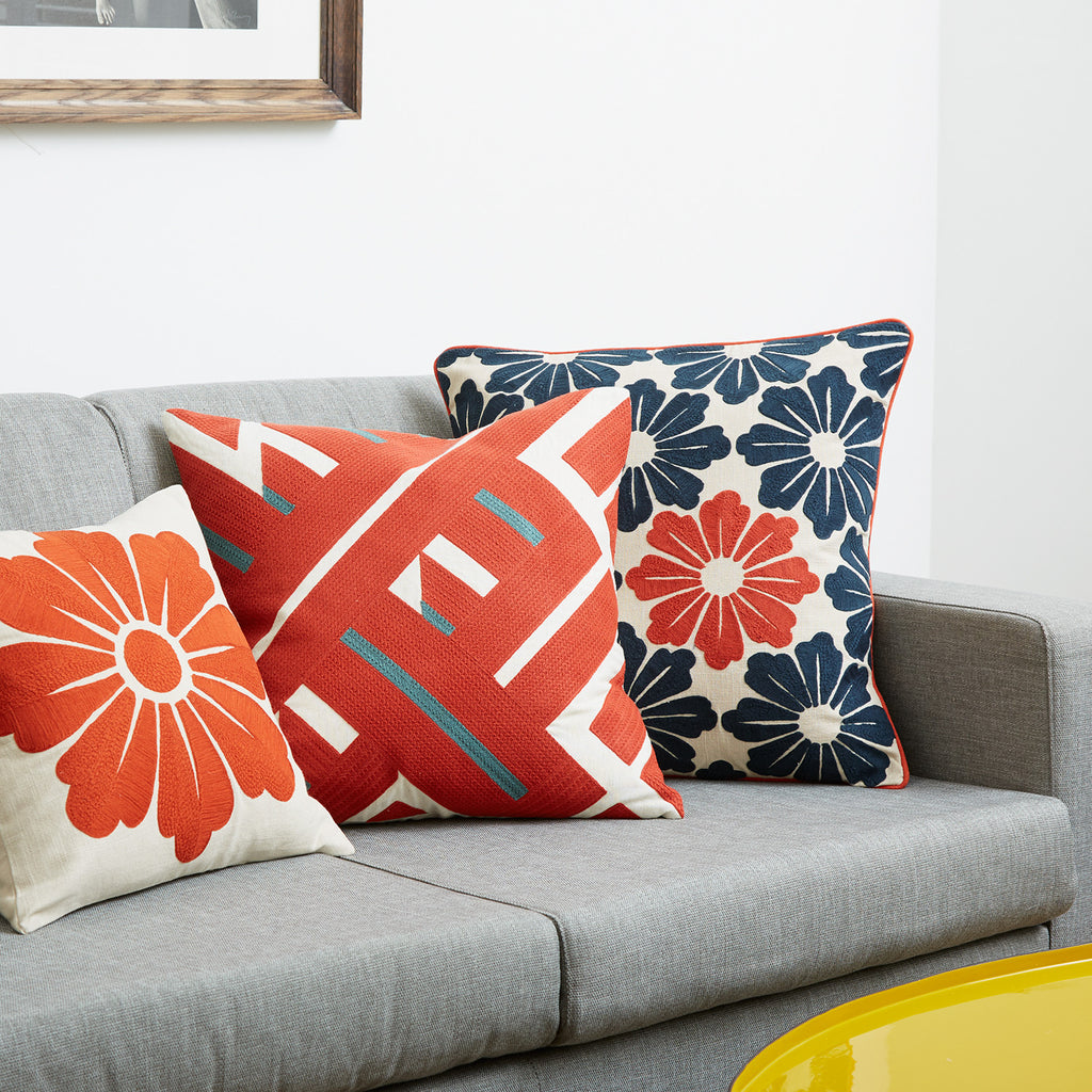 Dragon flower orange 22x22, cushion